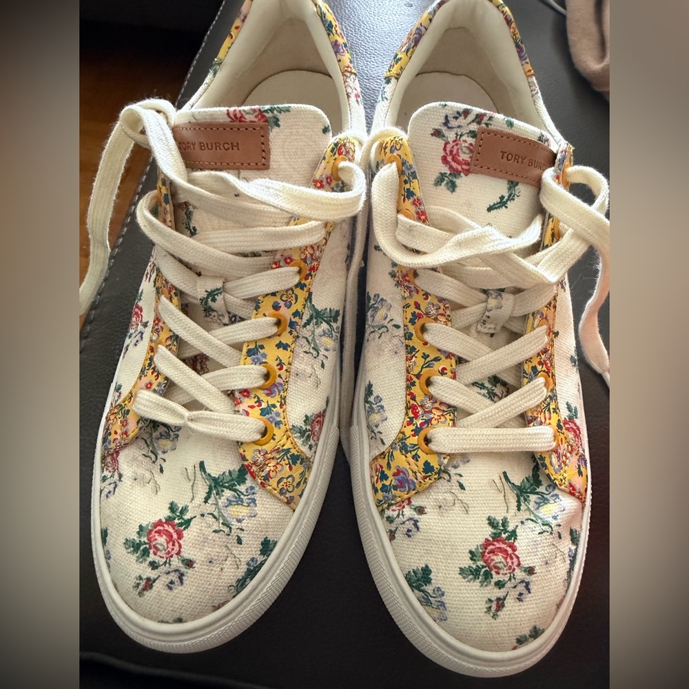 Tory Burch Cream Canvas Floral Lace-Up Sneakers with Yellow Trim